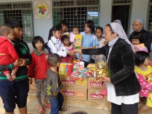 2015-Sao-Mai-Orphanage (3)