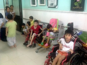 Thay-Binh-Orphanage-2014 (30)